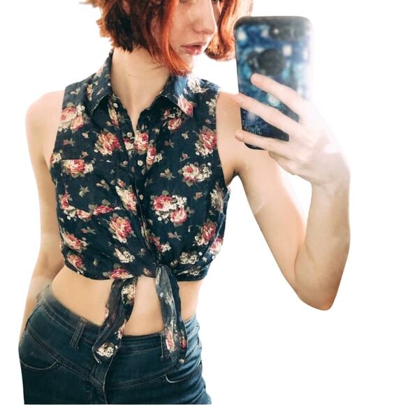 Poetry- Denim floral crop top w tie waist Size Small - Picture 6 of 6